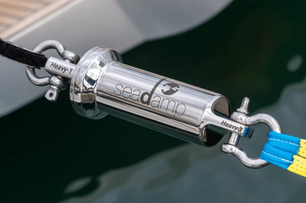  seadamp mooring attached to a boat