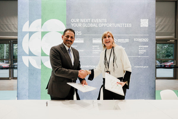 Alessandra Astolfi, Global Exhibition Director Green & Technology division presso Italian Exhibition Group Spa, durante la firma dell'accordo con IFI - Iraqi Federation of Industries